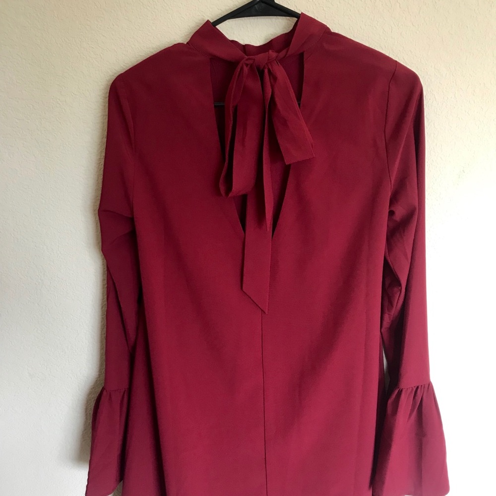 Long-Sleeve Bow-Backed Maroon Dress